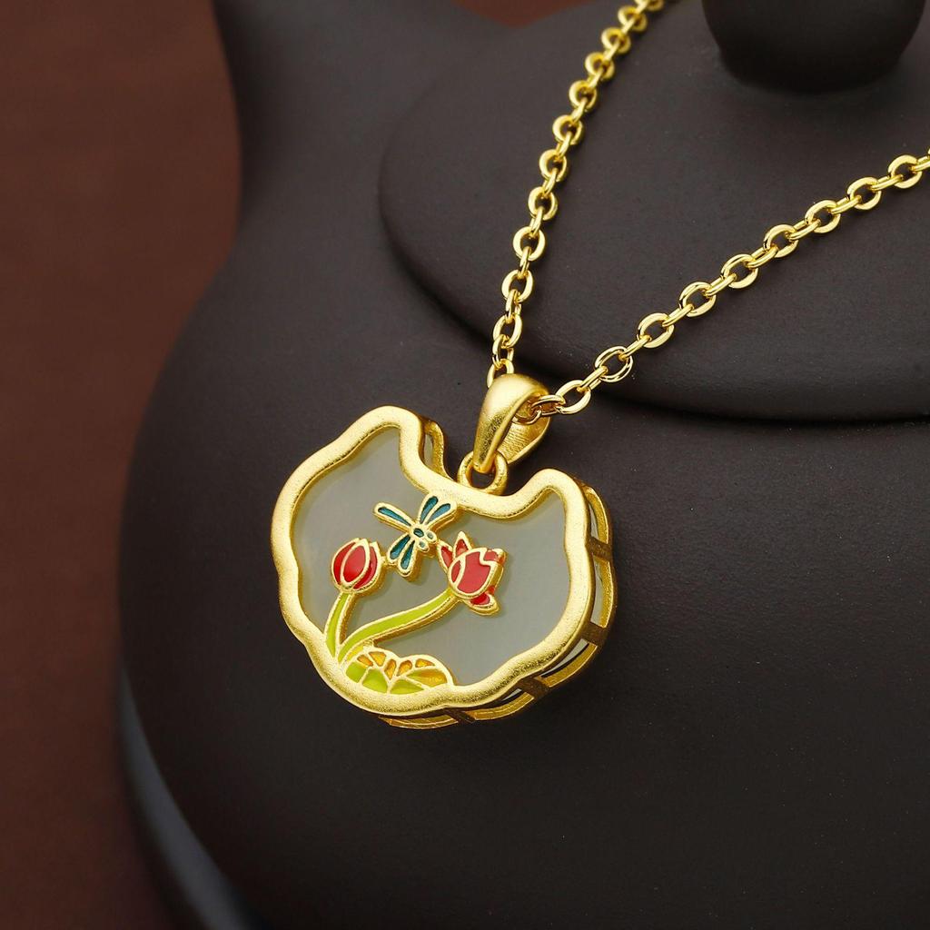Elegant Natural Hetian Jade Necklace with Gold and Xiuyan Jade Pendant - A Fashionable and Timeless Gift for Women