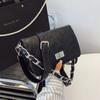Rhombus chain shoulder commuter bag women's summer new high-end messenger small square bag