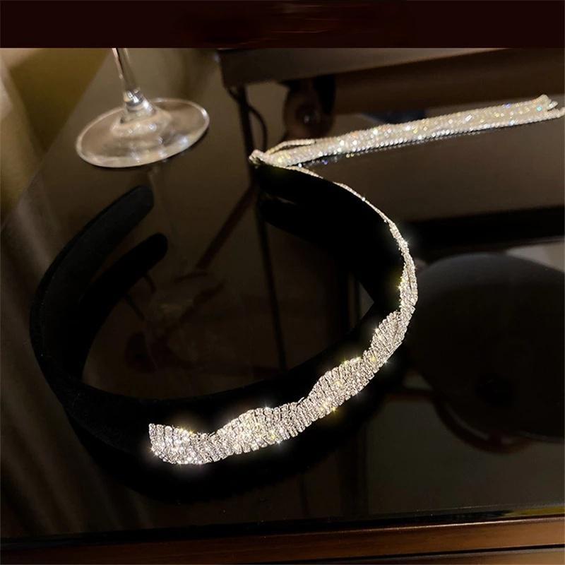 Tassel Asymmetrical Rhinestone Women's Headband Black Velvet Hair Clip Jewelry