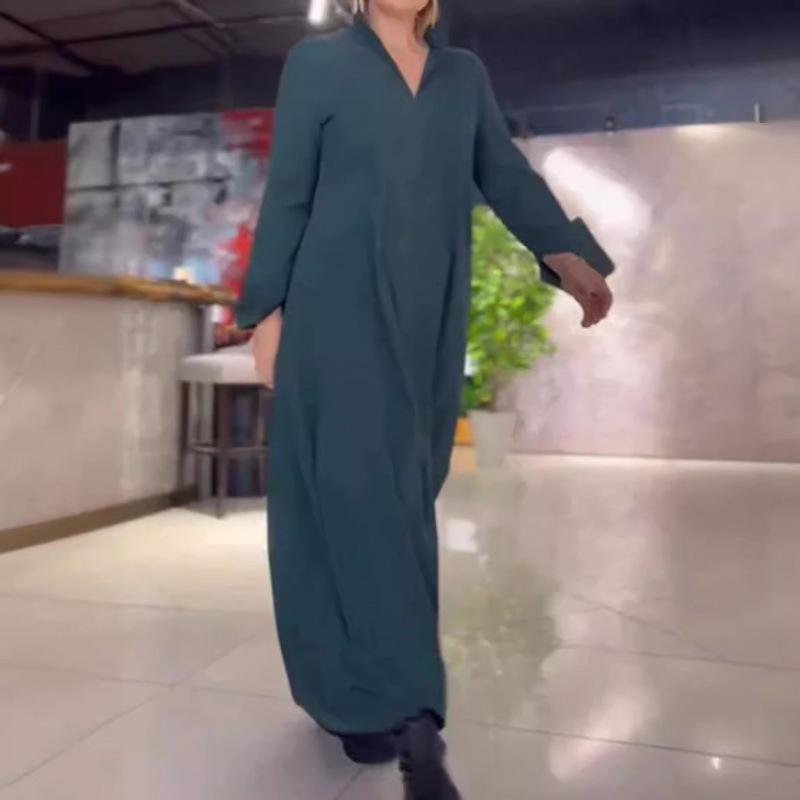 Lässiges langärmeliges V-Ausschnittkleid mit Taschen für Herbst und Winter