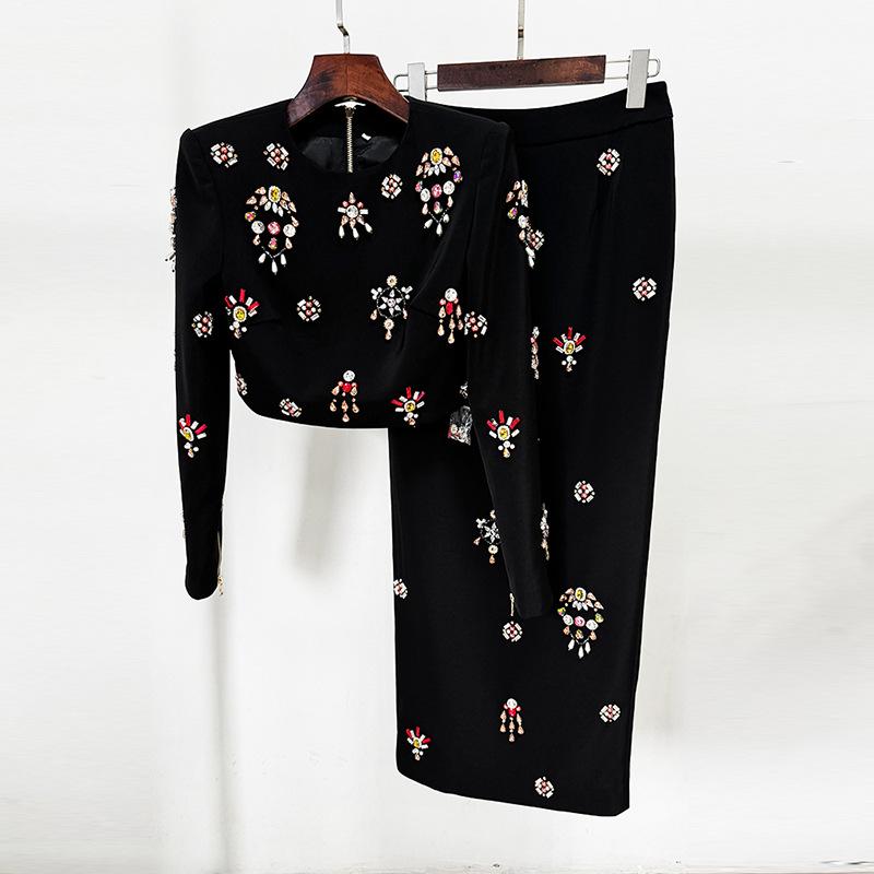 

2025 Знаменитая мода комплект из двух предметов: топ с бисером и бриллиантами и длинная юбка Triple Extra Large чёрный