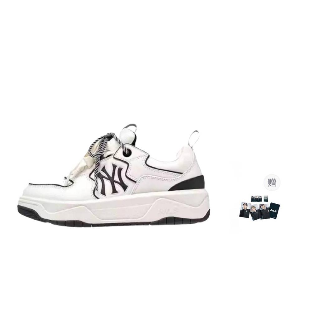 MLB New York Yankees Synthetic Leather Slip Resistant Abrasion Resistant Low Top Skateboard Shoes Unisex White Black 3ASXM096N-50WHS