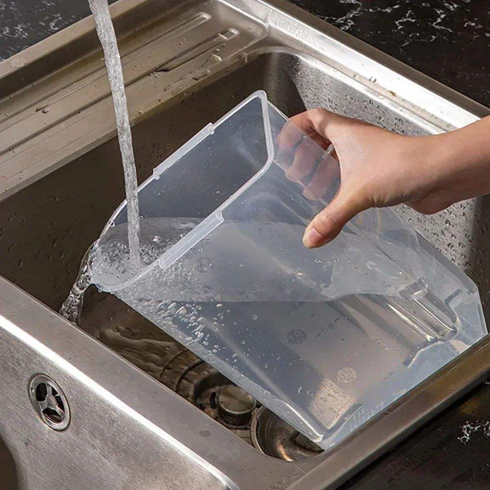 1.5kg/2kg Dog Cat Food Pail Plastic Storage Tank with Measuring Cup Container Moisture-proof Sealed Jar Pet Supplies Accessories