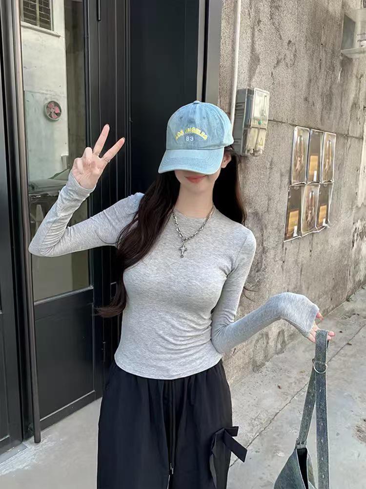 Women's Slim Fit Long Sleeve T-Shirt - Spring/Autumn 2026, White Base Layer, Trendy Versatile Style