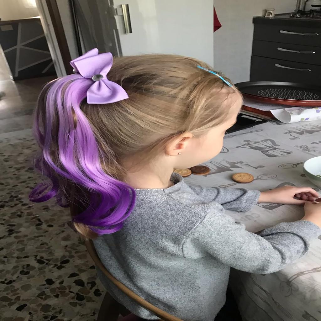 LUYING Colorful Wig, Gradient Wig Extensions, Bow Tie, Heat Resistant, Easy To Apply, Perfect for Children's Doll's Festival, Recitals, Parties, and