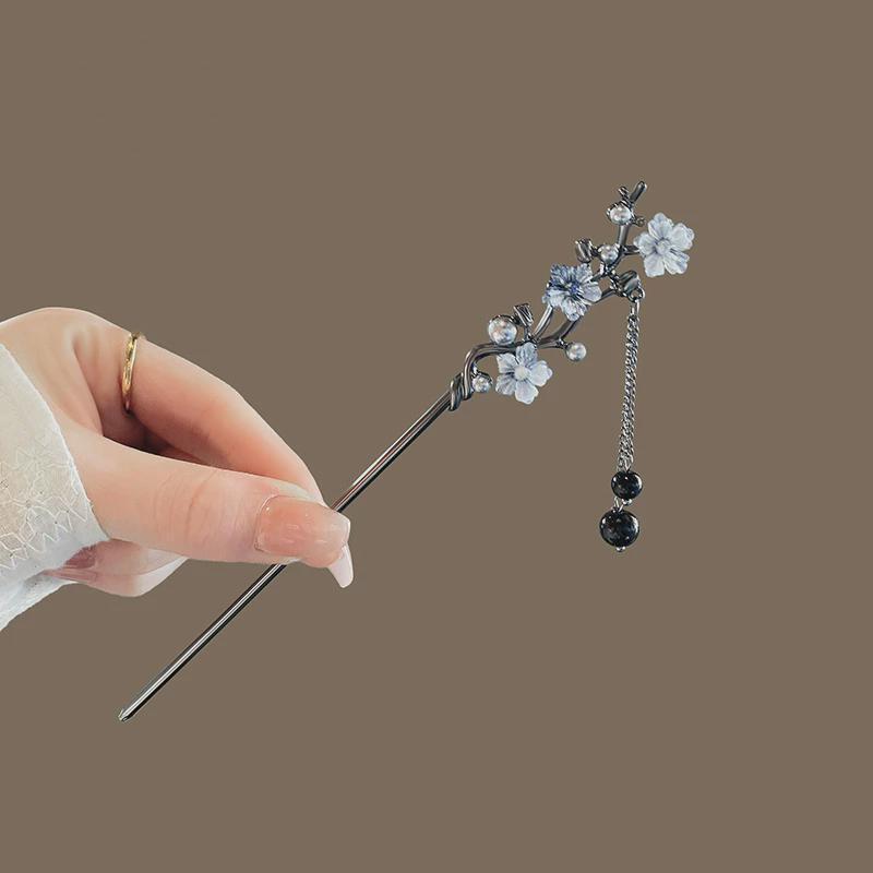 Vintage Chinese Style Hairpin for Updos - Elegant Retro Hair Stick with Tassel for Qipao