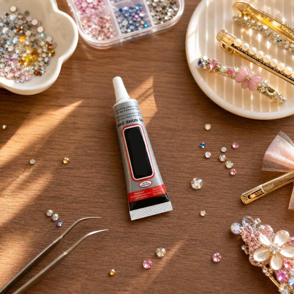 7000 Glue with 10 Precision Needle Tips for Jewelry Rhinestones and DIY Projects