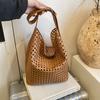 Small-scale Designed Water-filled Bucket Bag, Large-capacity Shoulder Bag for The Armpit, Crossbody Bag