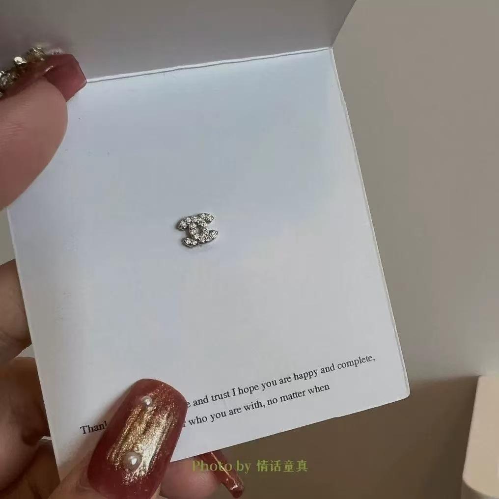 

Xiaoxiangfeng ear bone nail screw buckle silver-plated and gold-plated, Korean exquisite and small ear hole thread stud earrings female