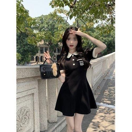 Xiaoxiangfeng Polo Collar Dress, College Summer Design Sense, Niche Temperament, Waist and Thin A-word Short Skirt