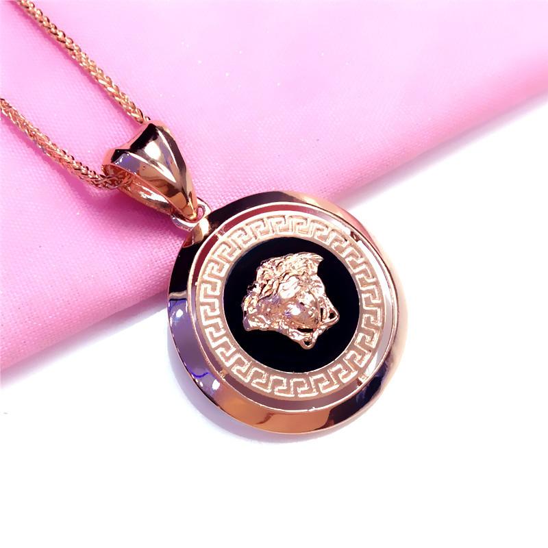 Exquisite Russian Purple Gold Luxury Round Exquisite Pendant European And American Fashion Rose Gold Plated Hollow Necklace Jewelry