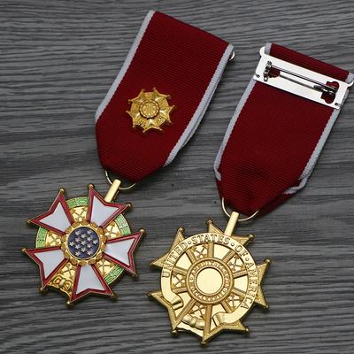 Verdienstedaille, Film- en Televisieprops, Medailles, Verzamelaarsgeschenken, Kerstcadeau, Kerstkousvullers