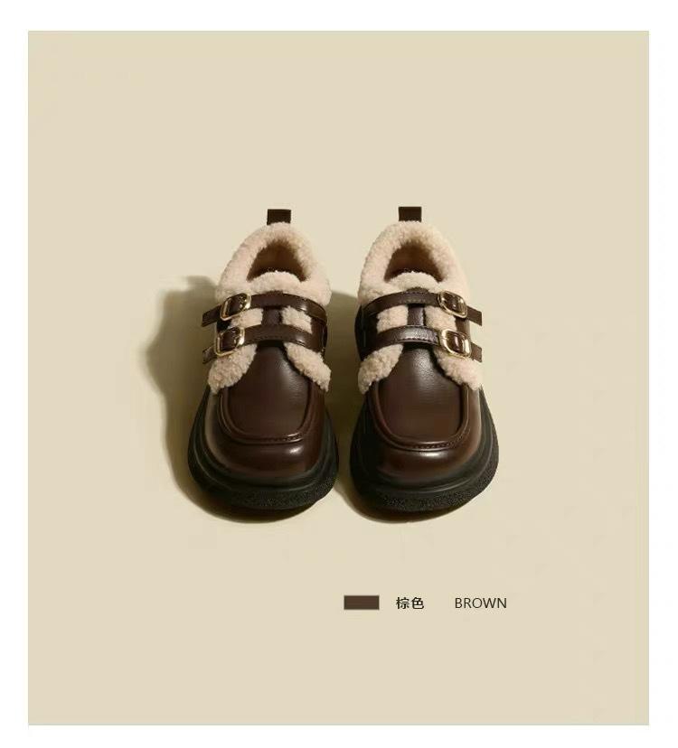 

Маленькие коричневые кожаные туфли женские 2024 новые зимние женские туфли бархатные британские хлопковые туфли пушистые туфли женские мокасины 35 коричневый
