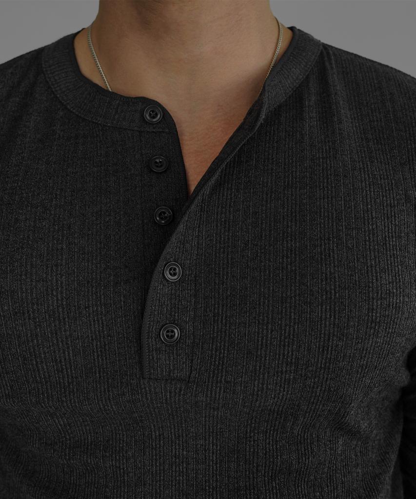 Baulopeulodeogteu Pattern Muscle Henley Neck Knit Tee [Charcoal]