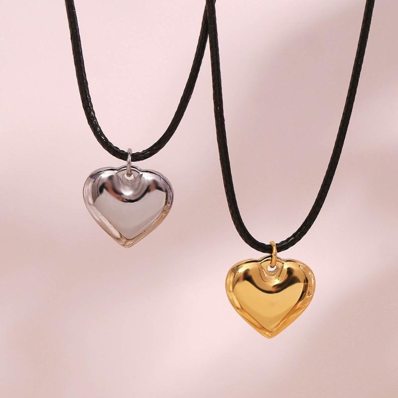 Fashion Neck Jewelry Heart Shape Pendant Necklace Chain Necklaces Rope Necklaces Alloy Material for Party Daily Wear