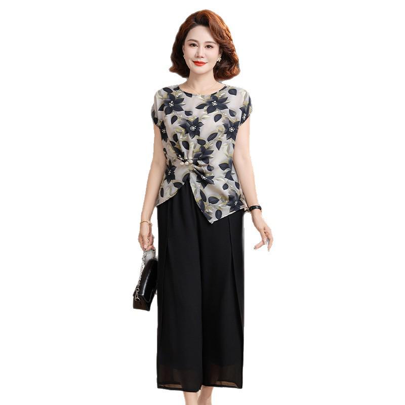 Mom's 2026 Summer Chiffon Floral Blouse - Elegant Short-Sleeved Top for Middle-Aged Women