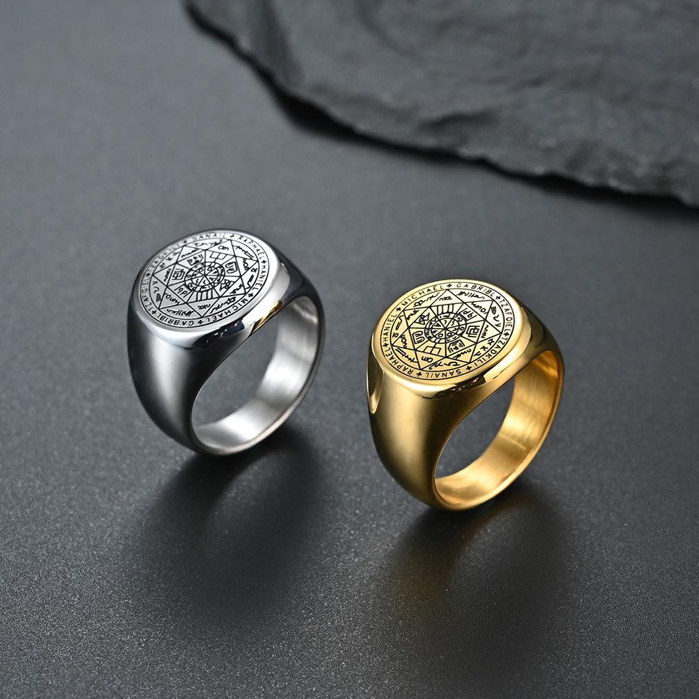 European & American Style Titanium Steel Men's Star Ring: Mystical Seven-Pointed Star Trend