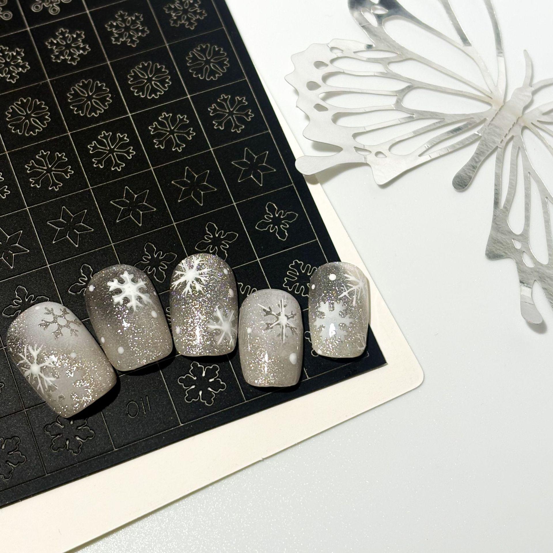 Snowflake Spray Painted Japanese Nail Art Stickers - Hollow Out Design