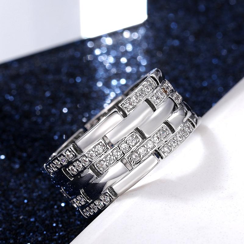 Huitan Luxury Zinc Alloy Color Women/Men Finger Rings Shiny CZ Anniversary Love Gift Simple Stylish Design Versatile Fashion Zircon