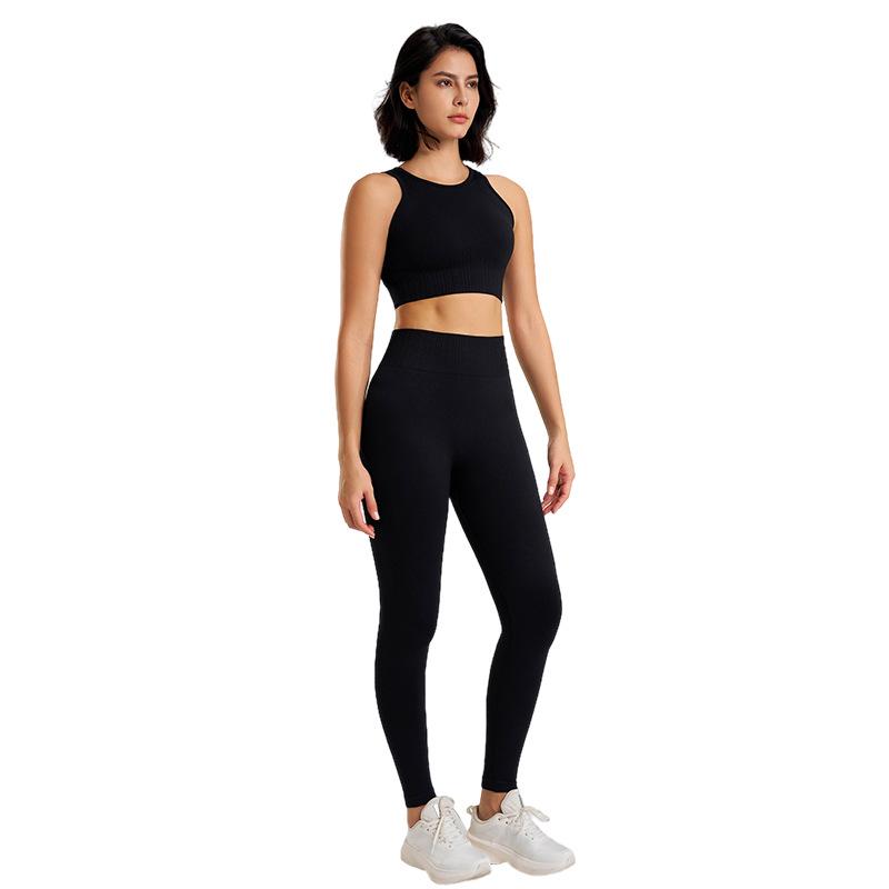 Women's Fitness Yoga Set: Peach Running Bra & Slimming Pants
