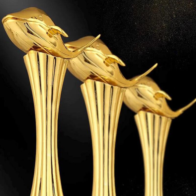Trofeo personalizzato in resina a forma di delfino, Artigianato per la decorazione della casa Base in cristallo Scrittura Creativo Nuoto Dorato Cerimonia di premiazione eccellente, 1 pezzo