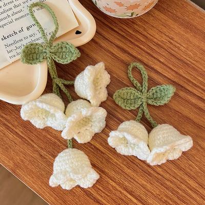 Handgemachter gehäkelter Orchideen-Schlüsselanhänger für Frauen und Mädchen, romantischer Blumenanhänger, Handtaschen-Ornament, Autozubehör, Geschenke