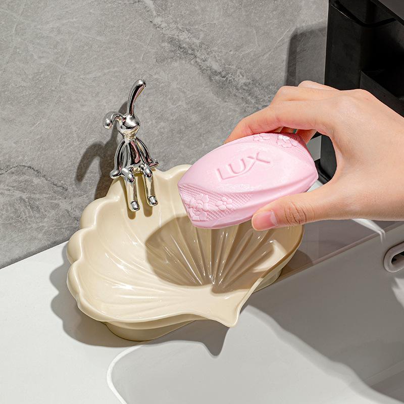 Creative Shell Shaped Soap Dish Bathroom Home Non Slip Soap Holder Cute Drain Soap Box for Dorm