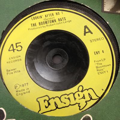 7-inch Plaat BOOMTOWN RATS - Lookin' After No. 1 ENY4 Vaandrig 1977 VK Rock Gebruikt
