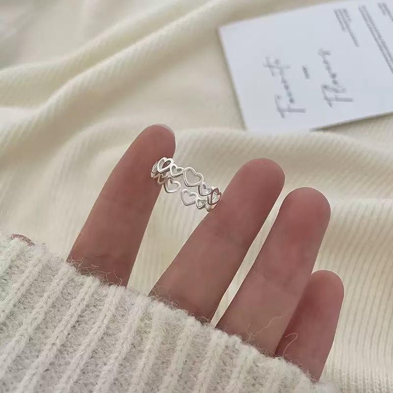 Luxury Adjustable Hollow Heart Ring - Women's Versatile Fashion Index Finger Ring