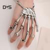 Halloween Hands Bracelet Skeleton Hand Ghost Claw Punk Exaggerated Style Adjustable Elastic Cord Spooky Skull Fingers Wristband Unisex Holiday Prop