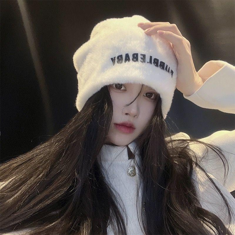 

Fashionable Large Head Circumference Warm Plush White Pile Cap Toe Cap білий