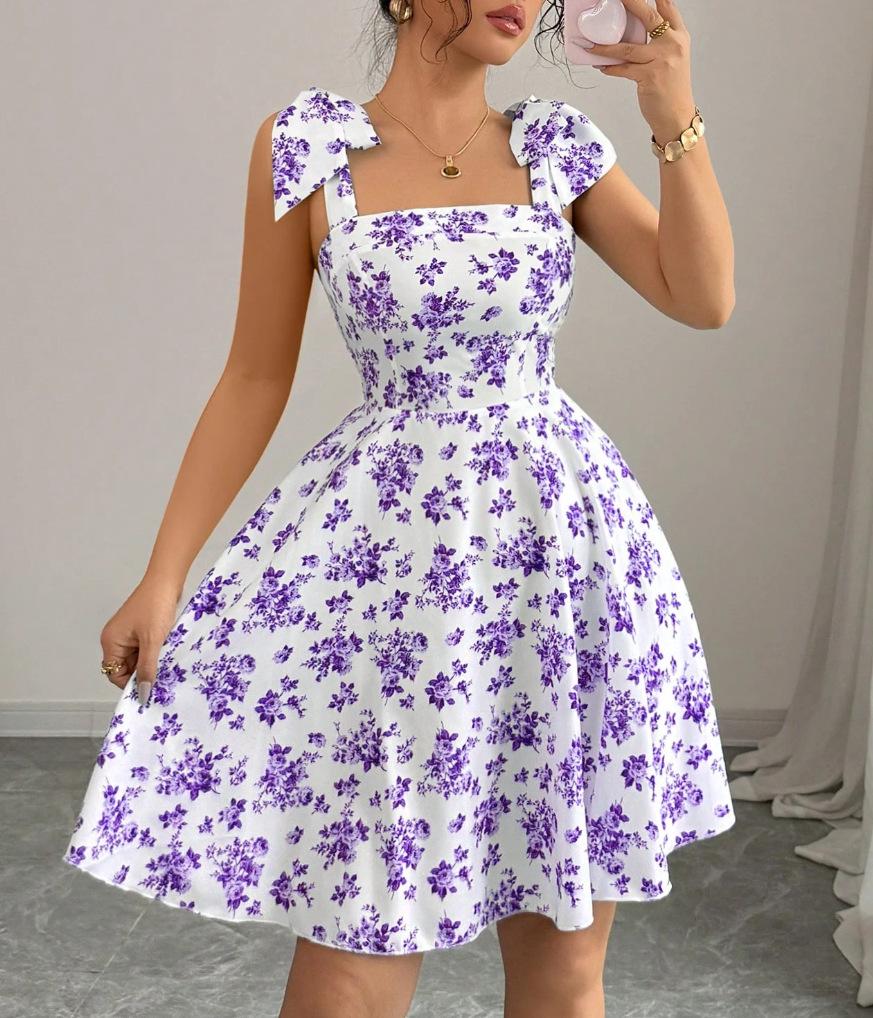 The New European and American Sexy Off-the-shoulder Dress Is Elegant and Sexy Off-the-shoulder Dress.