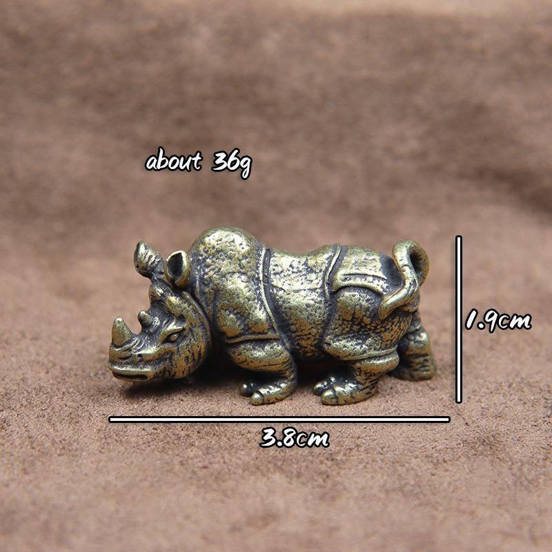 

Милые миниатюрные фигурки носорогов ручной работы из чистой меди, цельные винтажные латунные украшения в виде носорогов, домашние животные для чая, настольные украшения, ремесло 36g