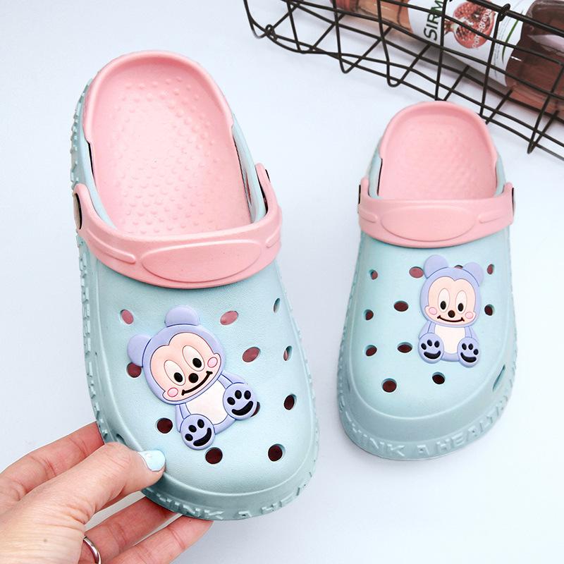 Children's Slippers Boys and Girls Eva Bag Head Cool Slippers Fashion Korean Version Outer Wear Hole Shoes Cartoon Love Parent-child Shoes