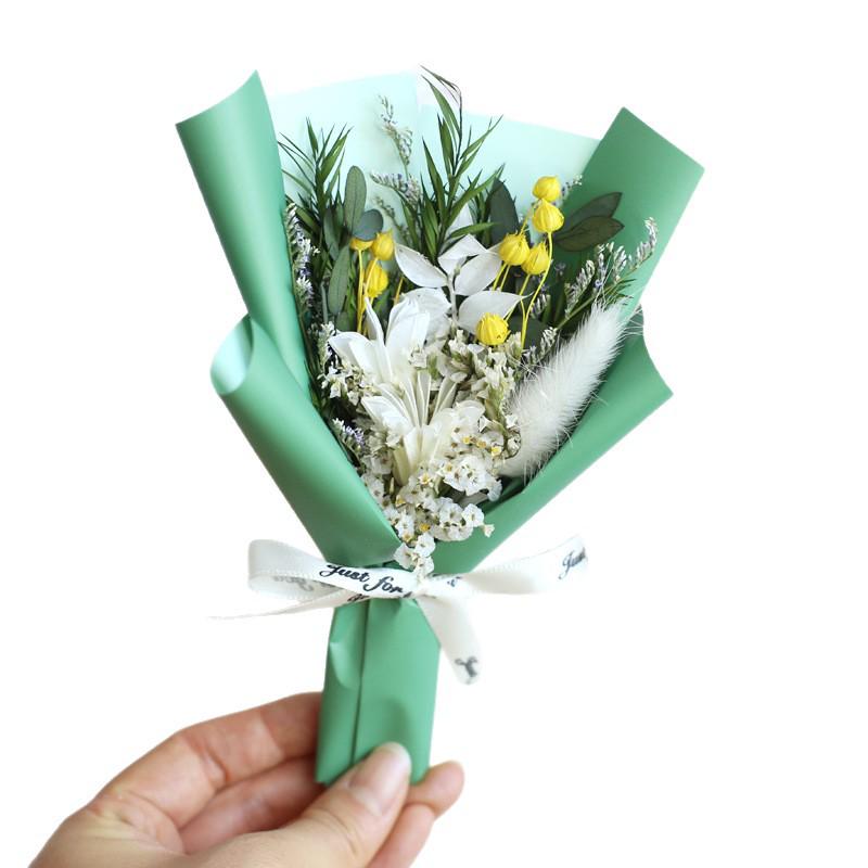 Yunnan Dried & Preserved Flowers: Baby's Breath, Roses, Sunflowers - Perfect for DIY Handmade Souvenirs & Gifts