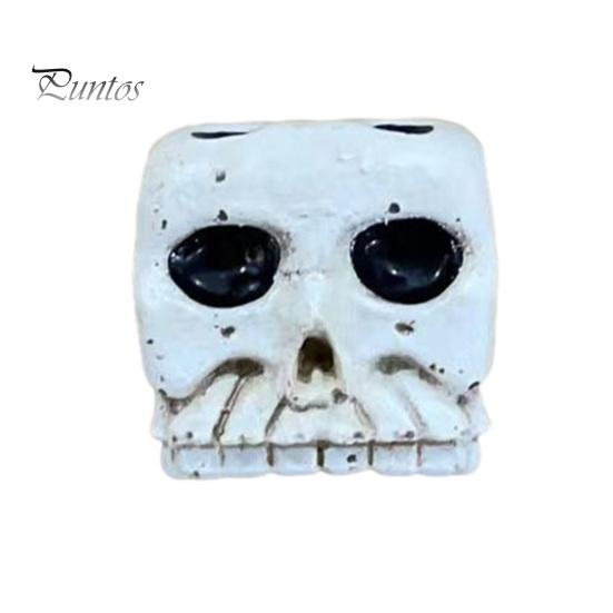 Dark Atmosphere Game Prop Skull Dice for Adults, Gothic Resin Shaped Halloween Desktop Ornament 6 Sided Entertainment, Party Favors Skeleton