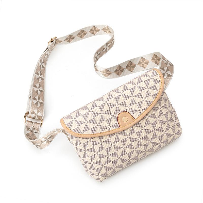 Fashionable Breast Bag for Women's Windmill Flowers New Fashion Envelope Bag Broadband One Shoulder Slant Small Bag for Women