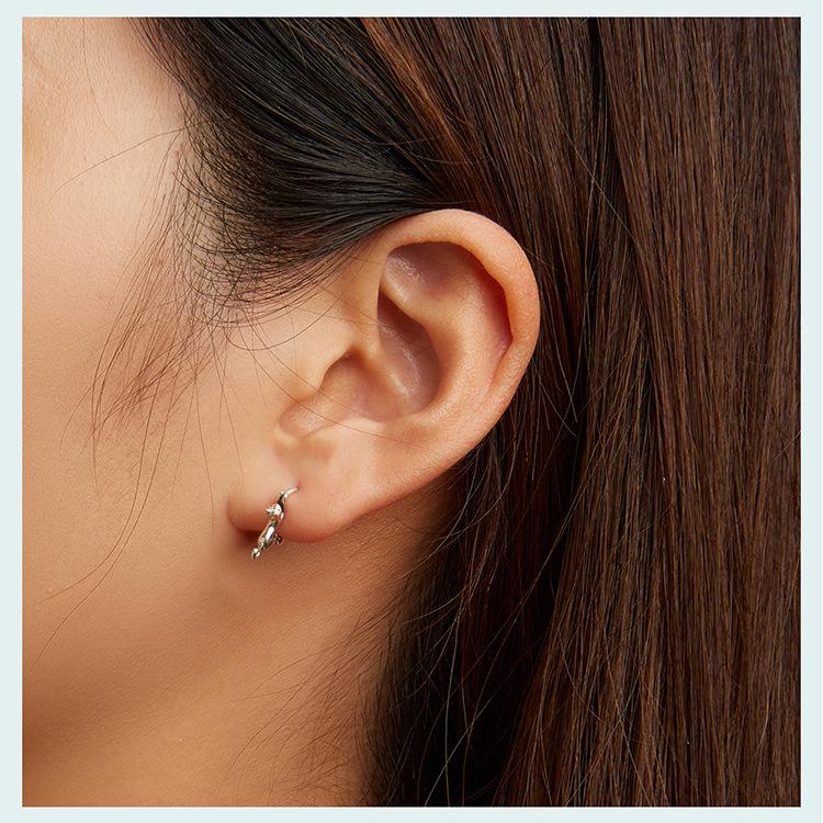 Avle S925 Sterling Silver Cat Ear Stretch Earrings