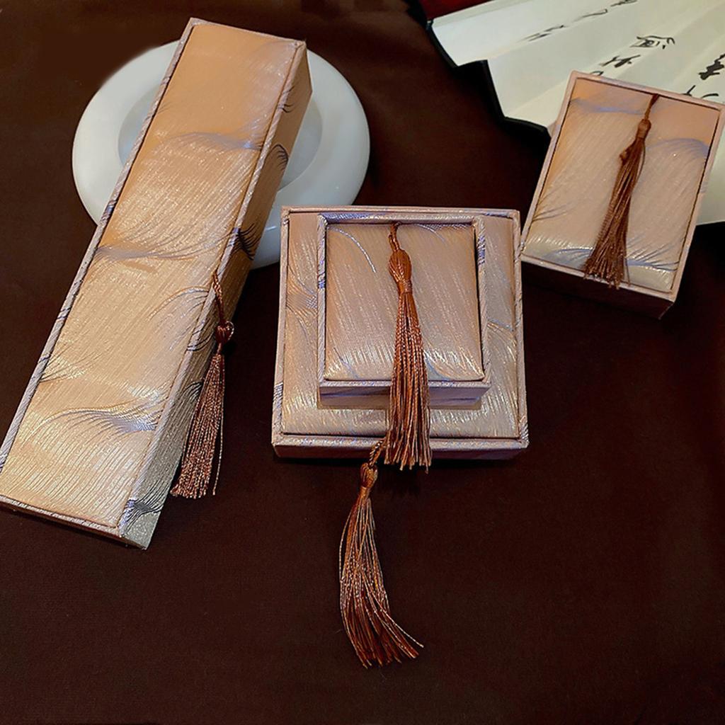 Chinese Vintage Jewelry Display Box Vintage Jewelry Box With Tassels For Necklaces Rings Bracelet And Pendants