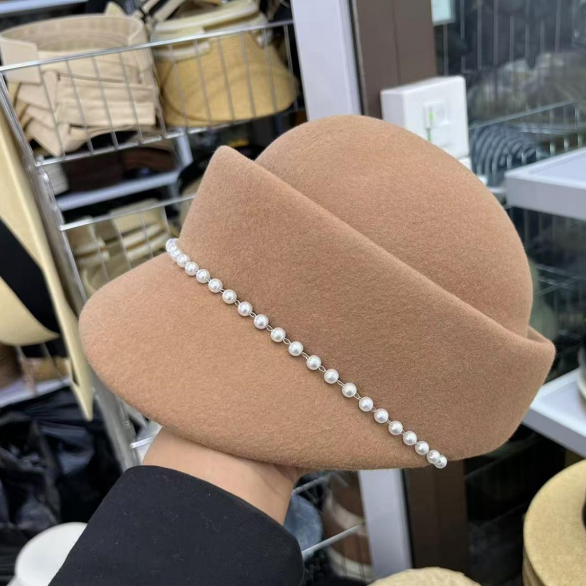 

Retro wool black literary beret children autumn and winter face peaked cap Internet celebrity French knight hat One size fits all, adjustable