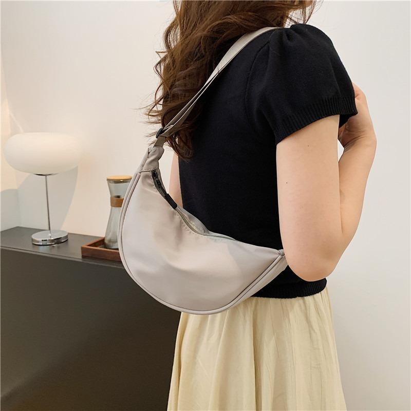 New multi-color dumpling bag women's lightweight versatile nylon shoulder bag mobile phone messenger small bag