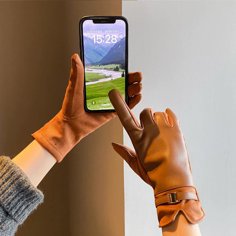 Women's Protein PU Leather Suede Touch Screen Compatible Fashion Commuting Thick Velvet Insulated Belt Buckle Riding Gloves