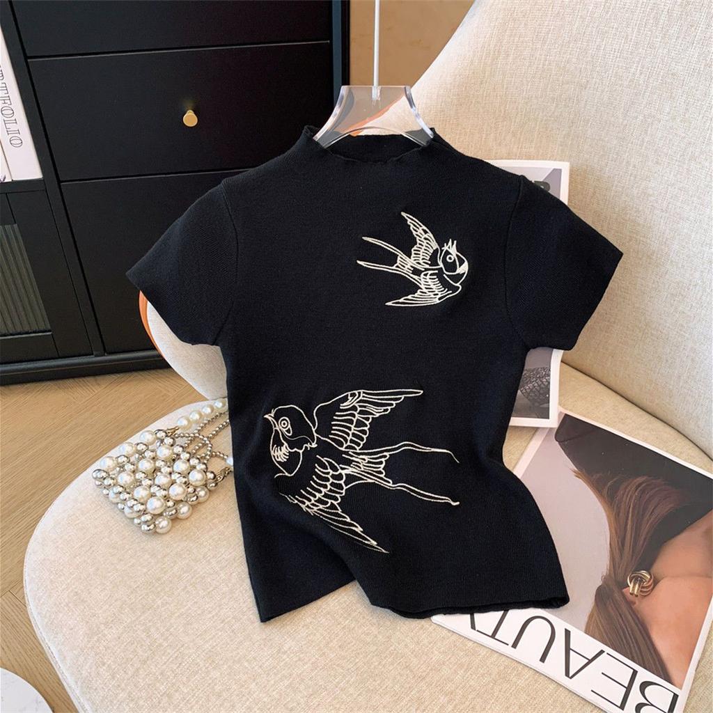 Embroidered Semi High Neck Short Sleeved T-shirt for Women's Summer Design Niche and Unique Top