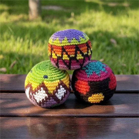 Hand Knitted Juggling Balls Set Crochet Hacky Footbag for Kids Adults Colorful Mixed Patterns Crochet Sensory Ball for Outdoor Play Party Favors