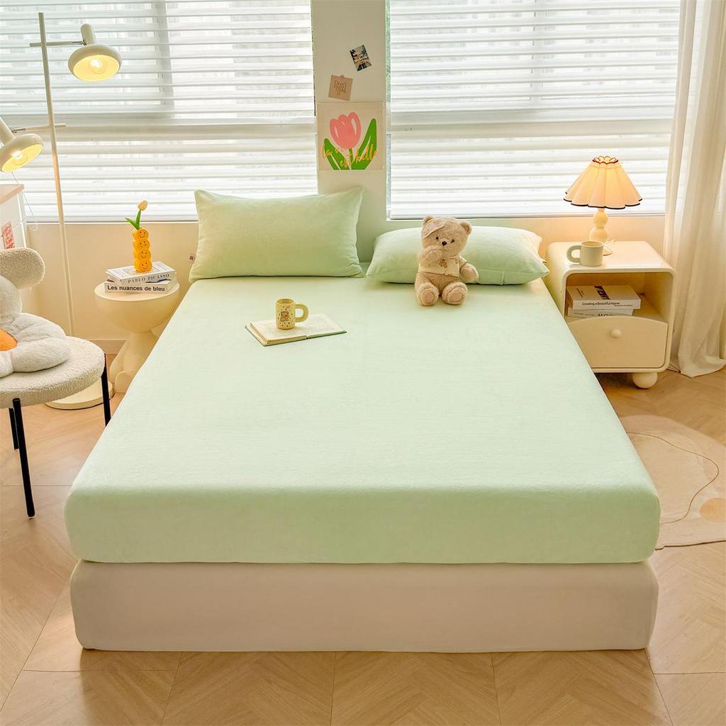 2025 Hochgewicht Milchsamt Spannbettlaken & Matratzenschoner