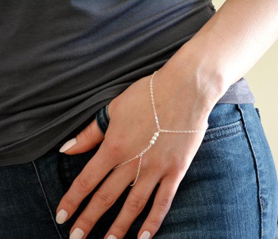 

Diamond Inlaid Titanium Steel Hollow Can Open Oil Bracelet, Life Tree, Adjustable Size Perfume Bracelet One Size