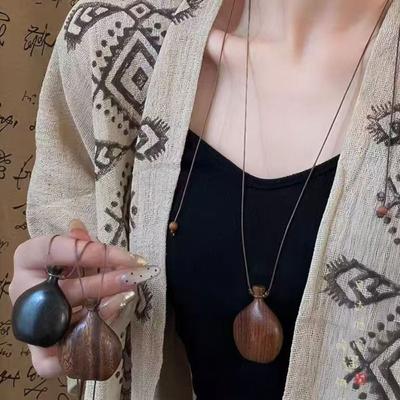 Vintage Sweater Chain Necklace Wood Long Pendant Necklace New Flagon Necklace