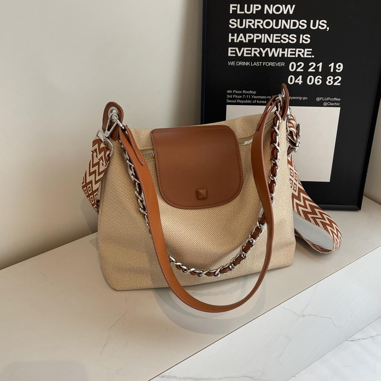 

Роскошная усовершенствованная диагональная крестообразная дорожная сумка большой вместимости хороший внешний вид одно плечевая сумка для женщин