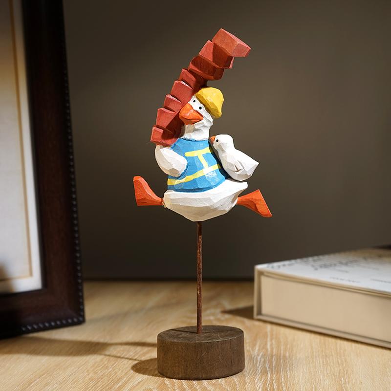 Hand Carved Wooden Duck Figurine Keep Working Hard Office Desk Decor Gift for Coworkers