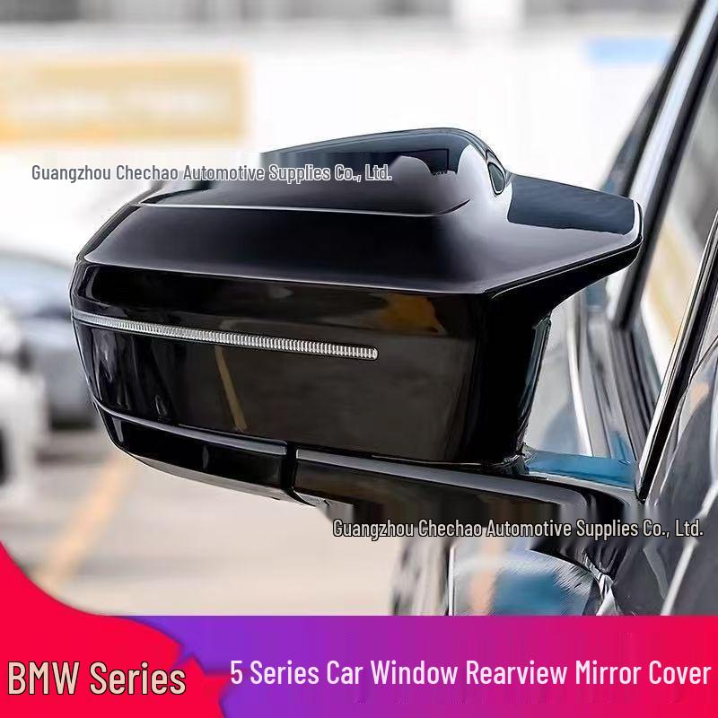 Copertura Specchietto Retrovisore a Forma di Corno in Fibra di Carbonio a Secco Compatibile con BMW Serie 5 G60 e Serie 7 G70.
